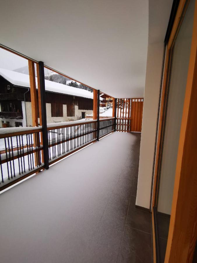 Haus Tschandra San Giovanni di Fumes エクステリア 写真